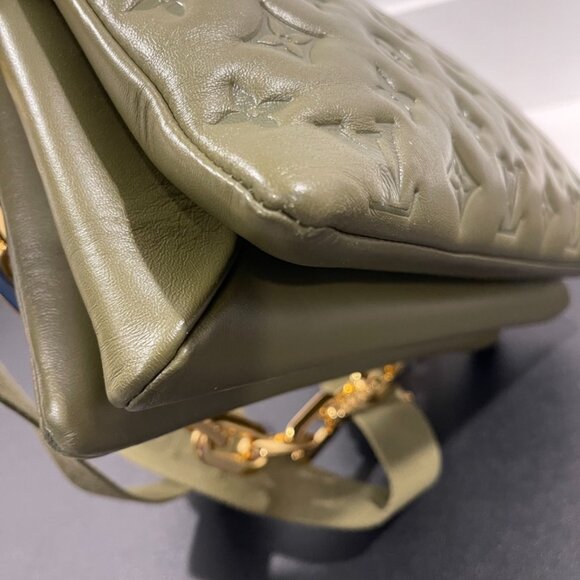 Louis Vuitton Coussin Monogram Embossed Lambskin (JB1052) - Picture 5 of 9